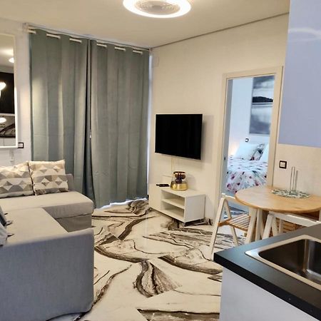 2 Bedrooms Flat + Balcony + Parking At Las Canteras Beach Лас-Пальмас-де-Гран-Канария Экстерьер фото