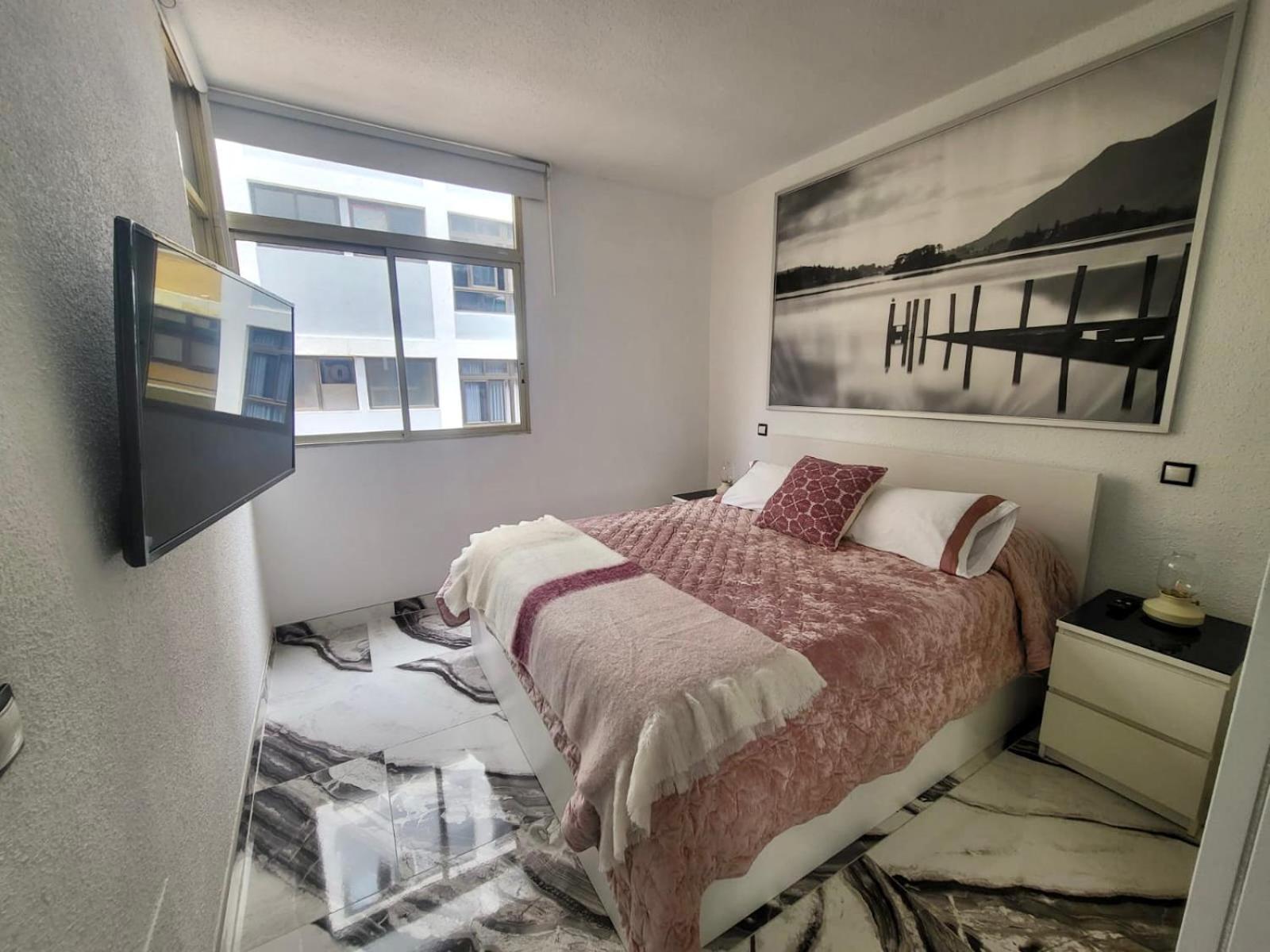 2 Bedrooms Flat + Balcony + Parking At Las Canteras Beach Лас-Пальмас-де-Гран-Канария Экстерьер фото